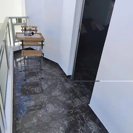 Cheyma 3º: Amplio En *