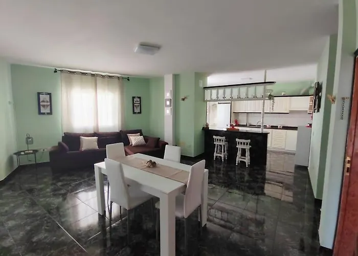 Cheyma 3º: Amplio En *