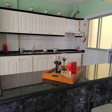 Cheyma 3º: Amplio En Appartement *