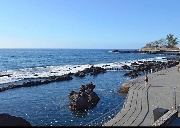 Cheyma 3º: Amplio En アパート *