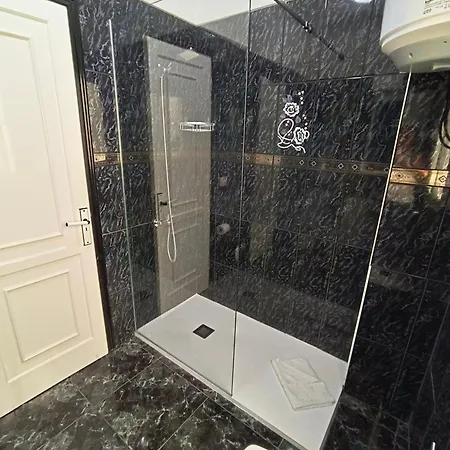 Cheyma 3º: Amplio En 아파트